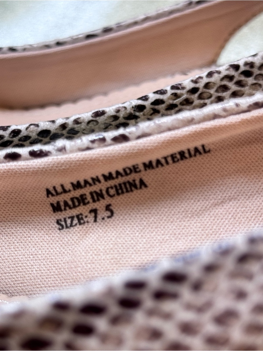 Isaac Mizrahi Taupe Snakeskin Slingback Kitten Heels size 7.5 - Picture 9 of 10
